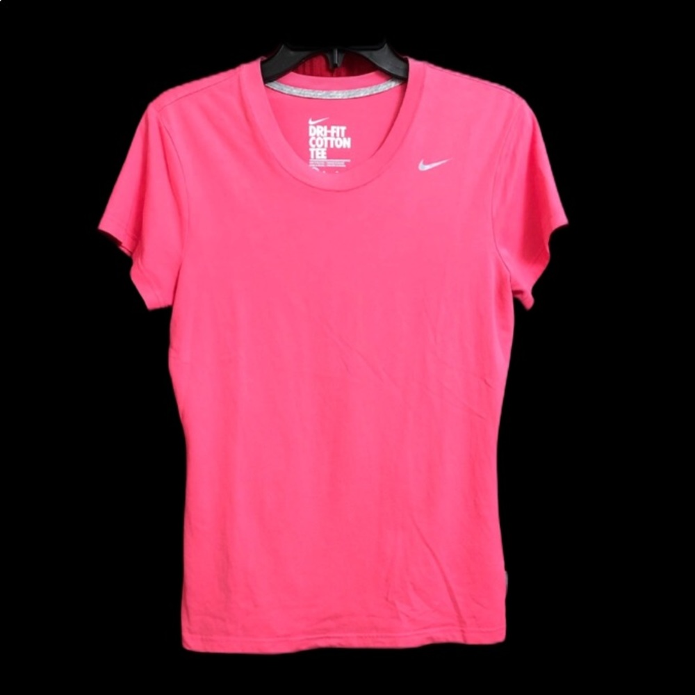 🍭 3/$10 👚  Nike Dri-fit cotton Tee